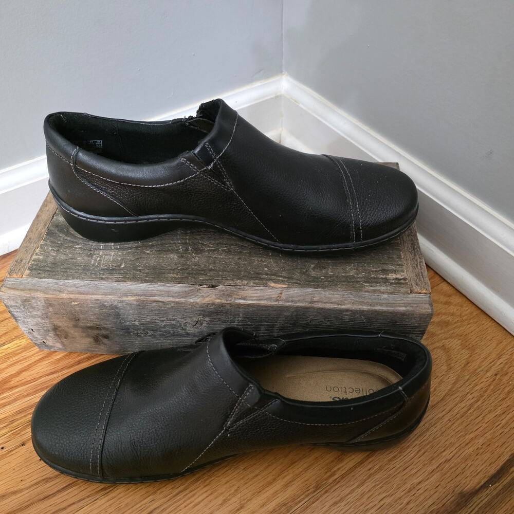 Clarks Collection Women’s Black Leather Side Zip Loafers Size 10 W